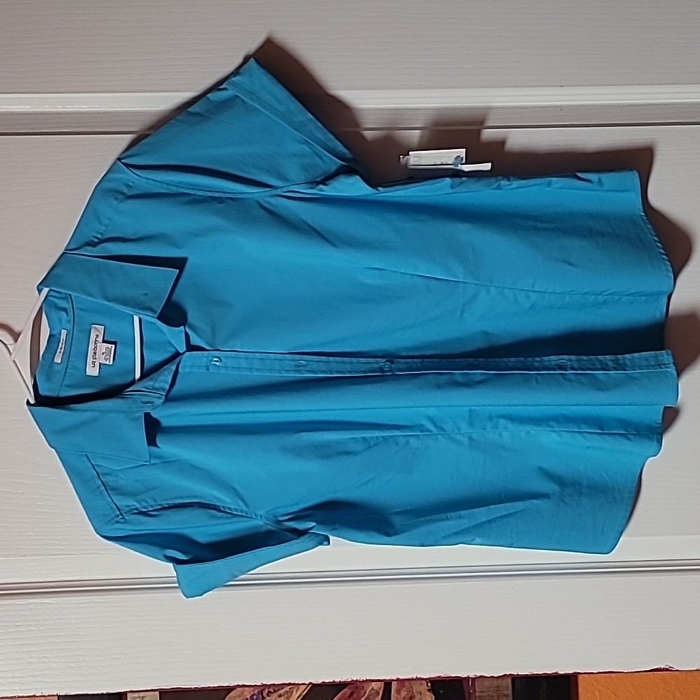 Liz Claiborne XL aqua colored button down blouse